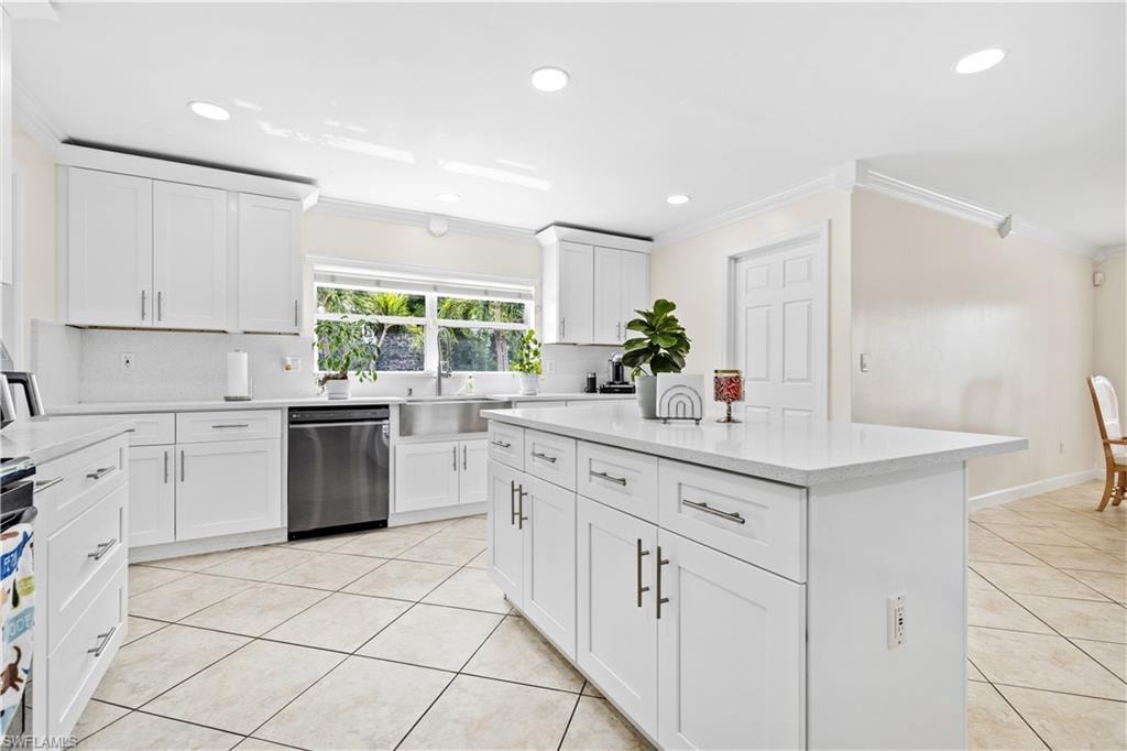 1620 NW 12th ST