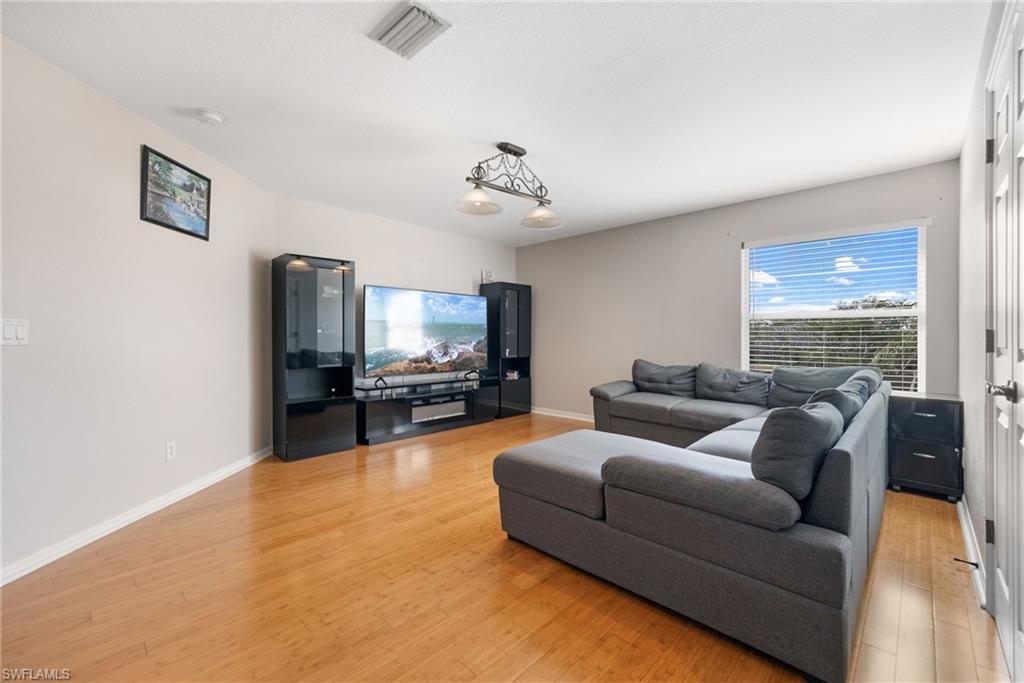 8197 Silver Birch WAY photo 23