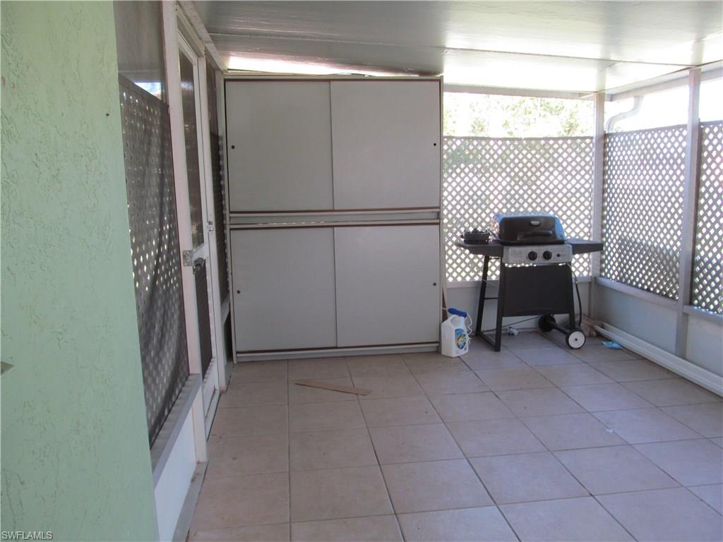 117 Stetson ST photo 15