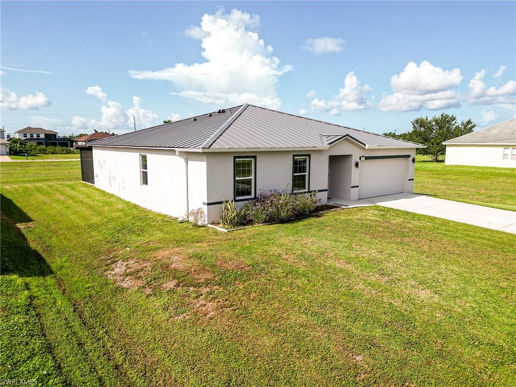 3320 NW 4th TER