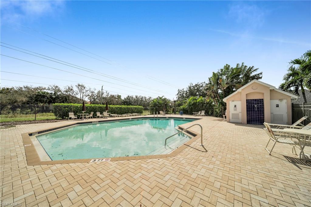 15069 Cloverdale DR photo 35