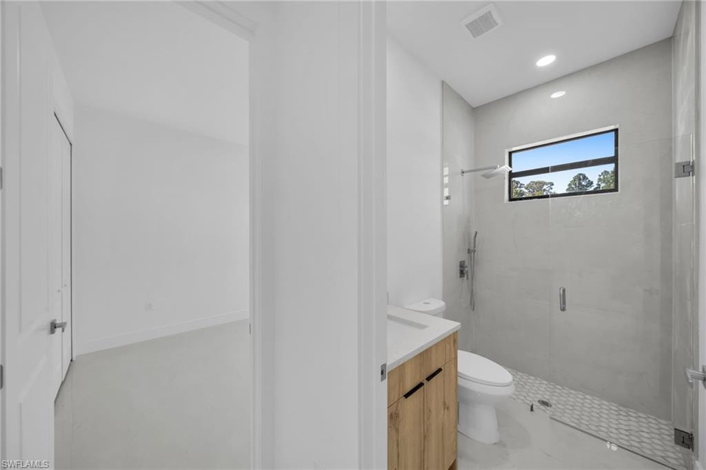 347 Columbus BLVD photo 6