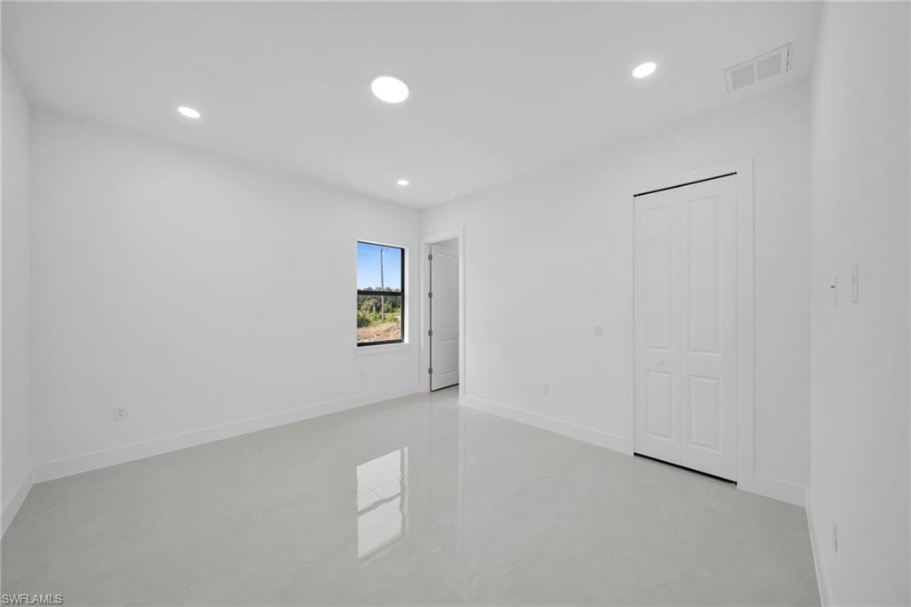 347 Columbus BLVD photo 17