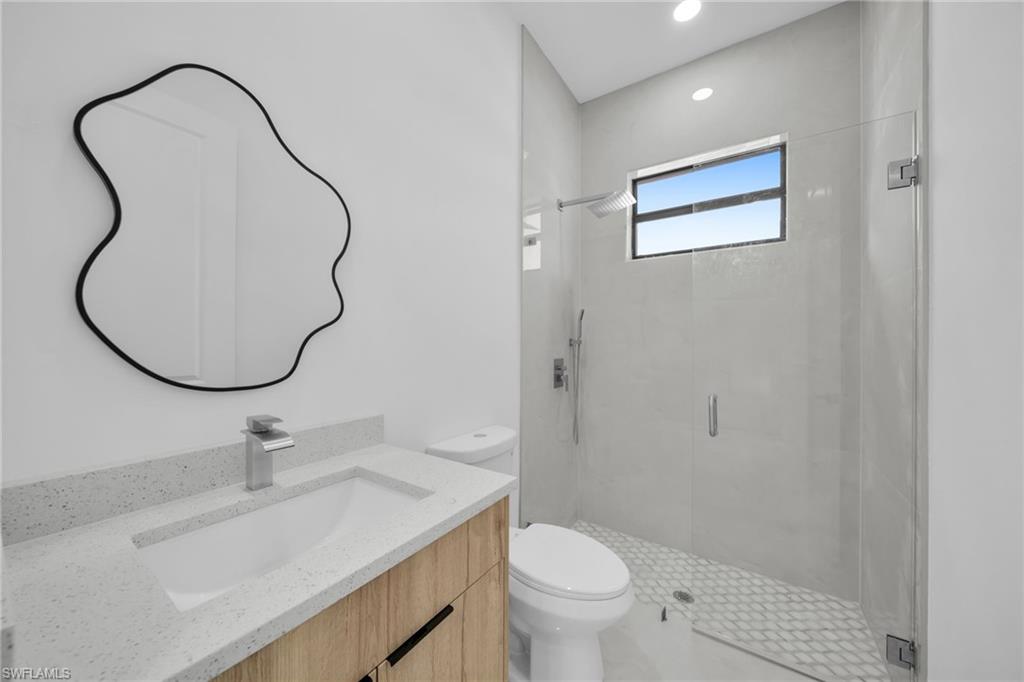 347 Columbus BLVD photo 8