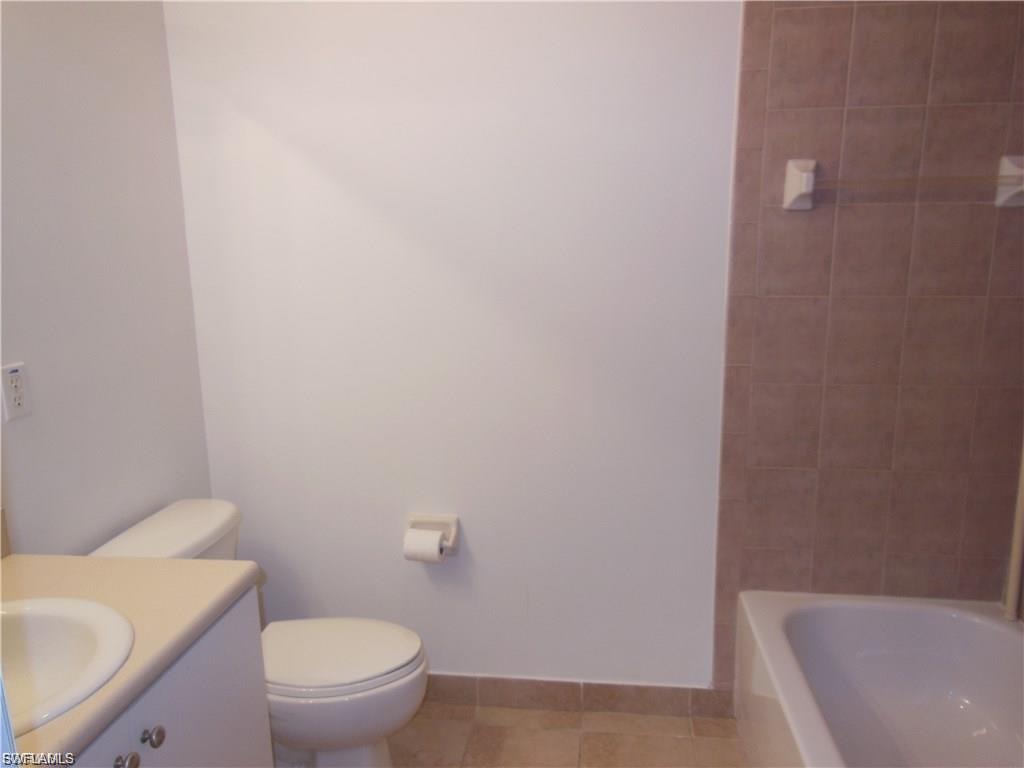 8312 Bernwood Cove LOOP 1008 photo 13