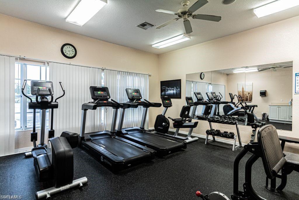8312 Bernwood Cove LOOP 1008 photo 17