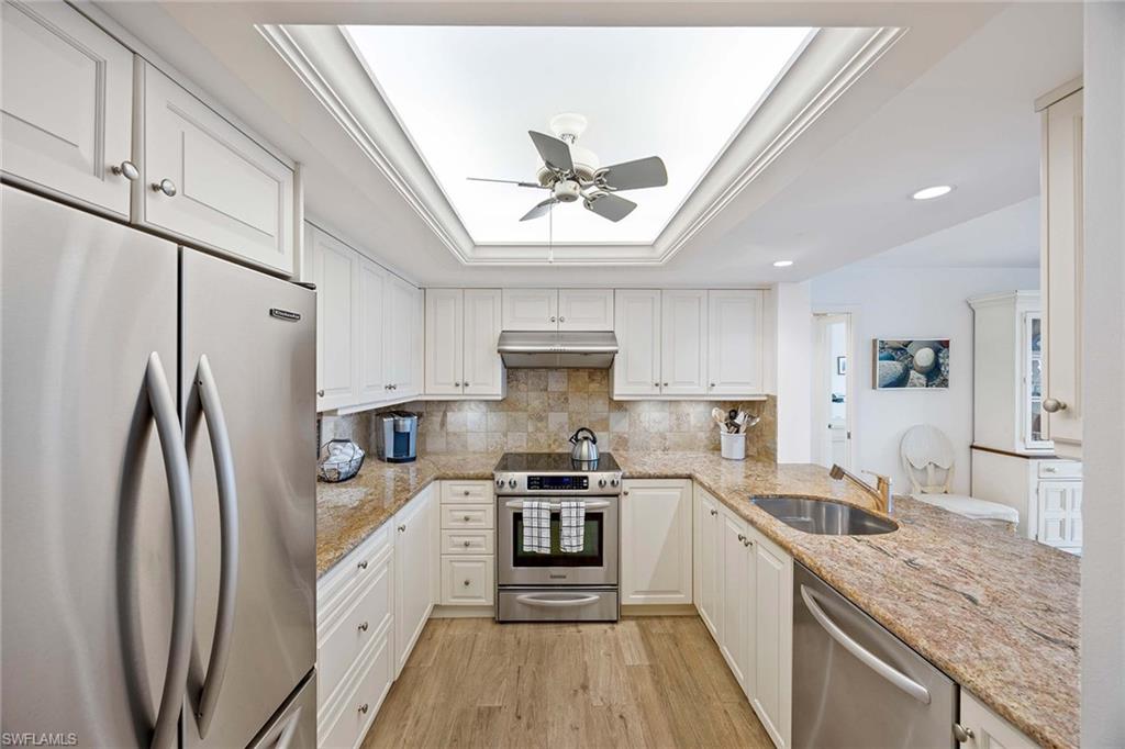 4651 Gulf Shore BLVD N 1106 photo 19