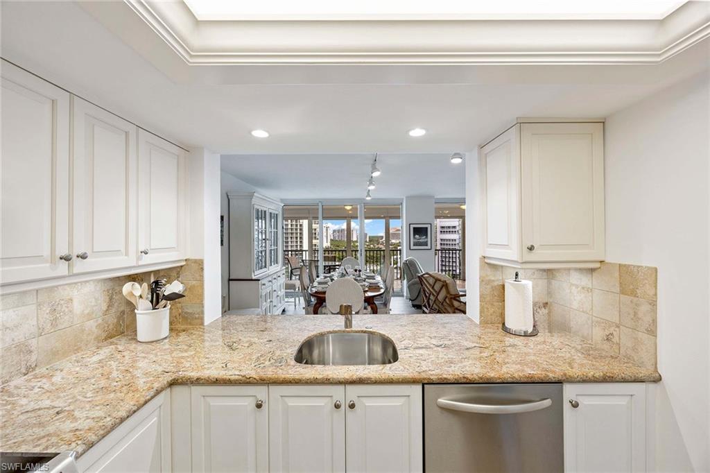 4651 Gulf Shore BLVD N 1106 photo 21