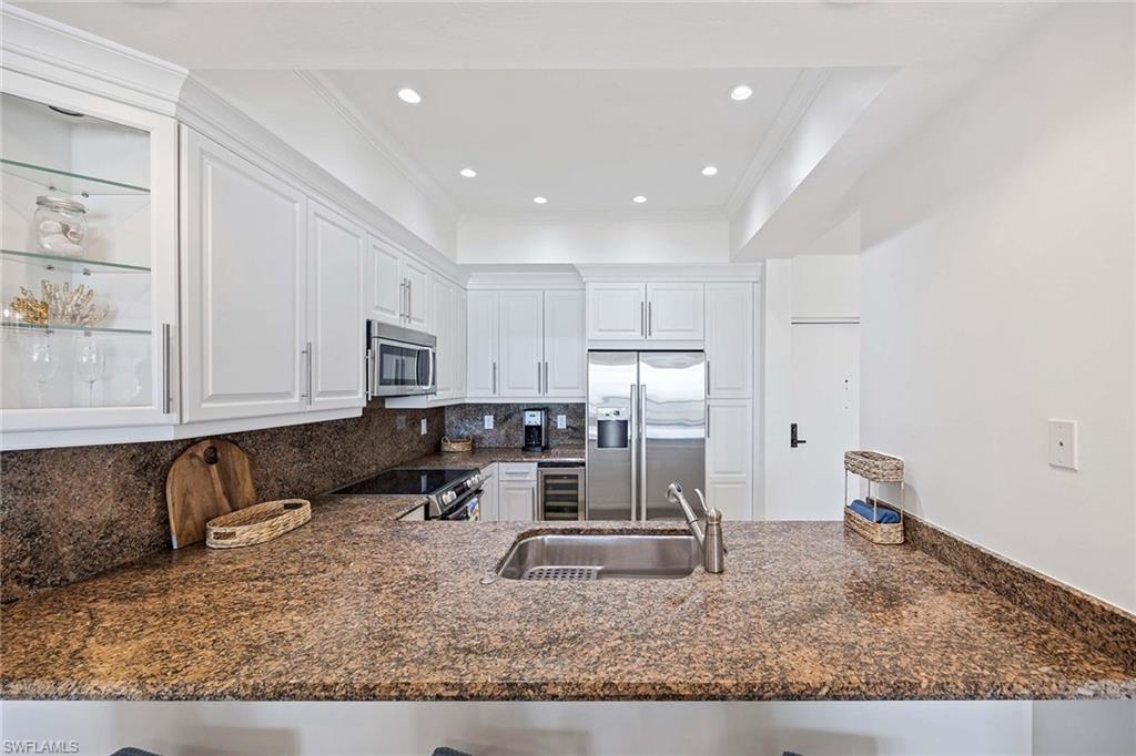 100 Collier BLVD PH5 photo 14