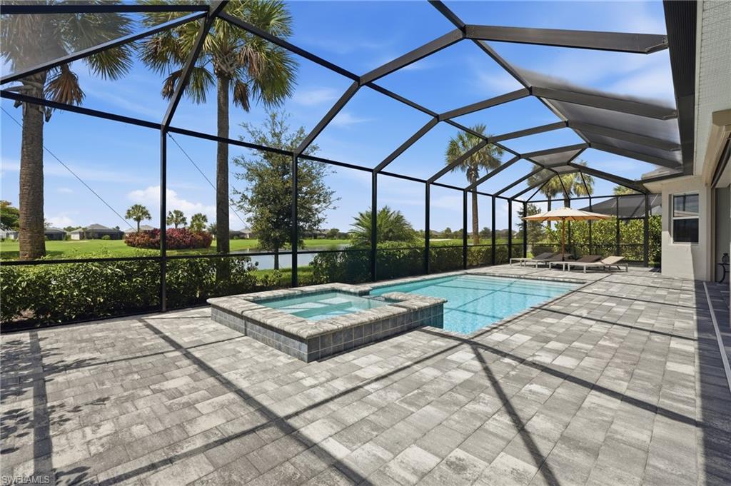 Pool, Spa and No See Um Screened lanai