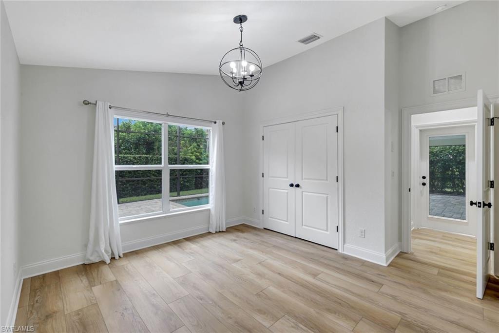 7052 Timberland CIR photo 17