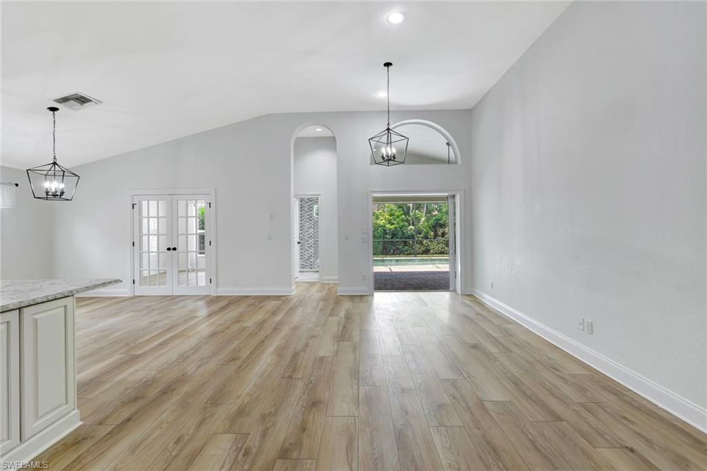 7052 Timberland CIR photo 14