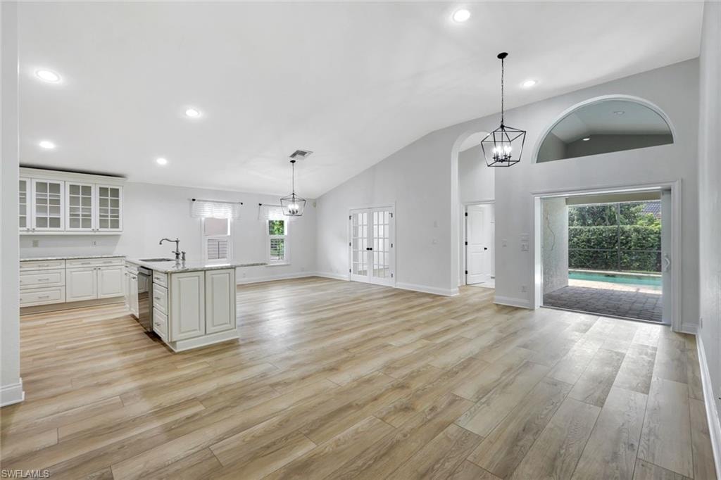 7052 Timberland CIR photo 15