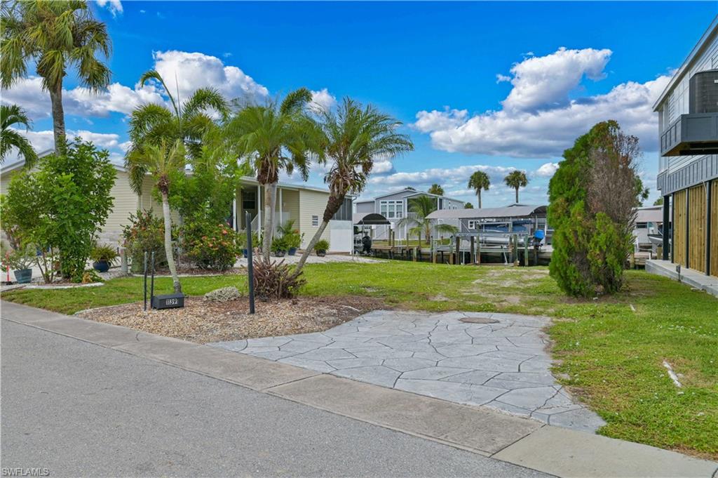 11391 Azalea LN