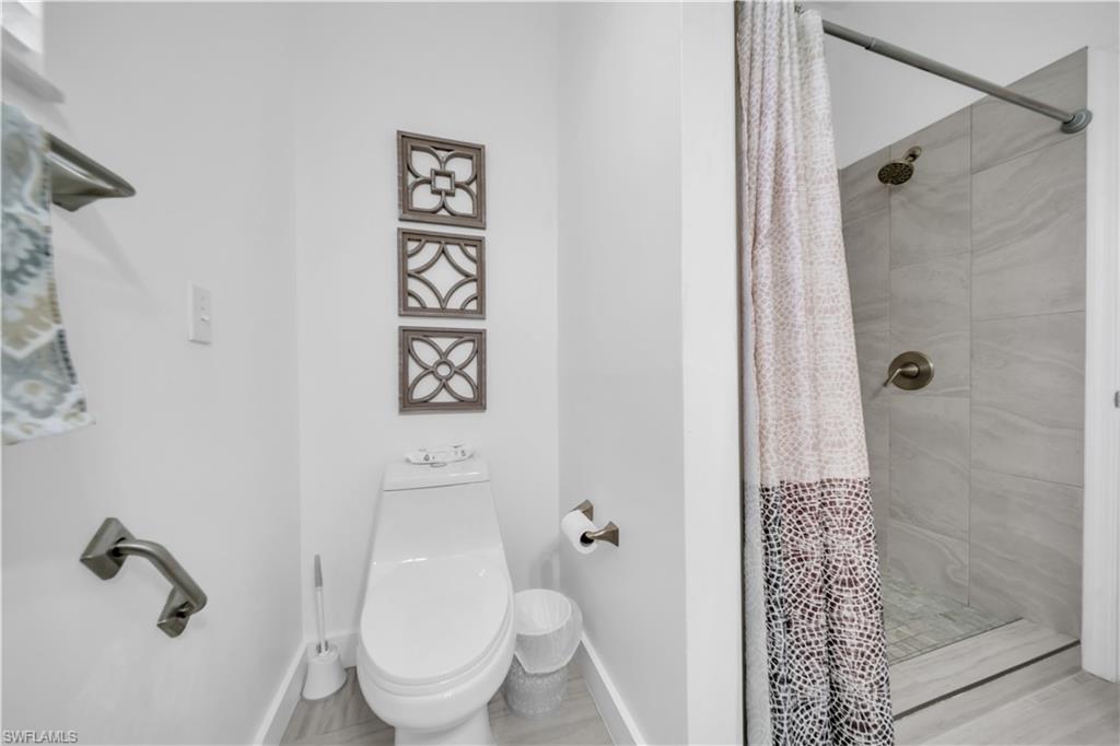 11142 Lakeland CIR photo 23