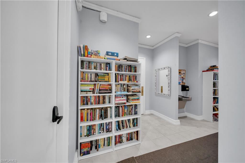 11142 Lakeland CIR photo 46