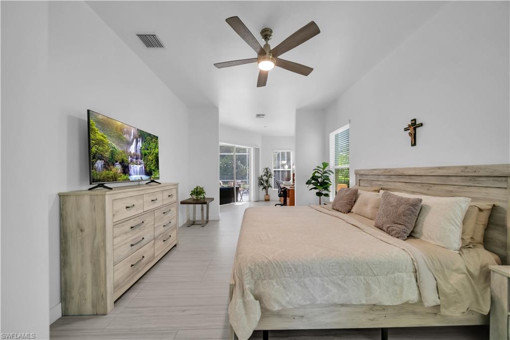 11142 Lakeland CIR photo 12