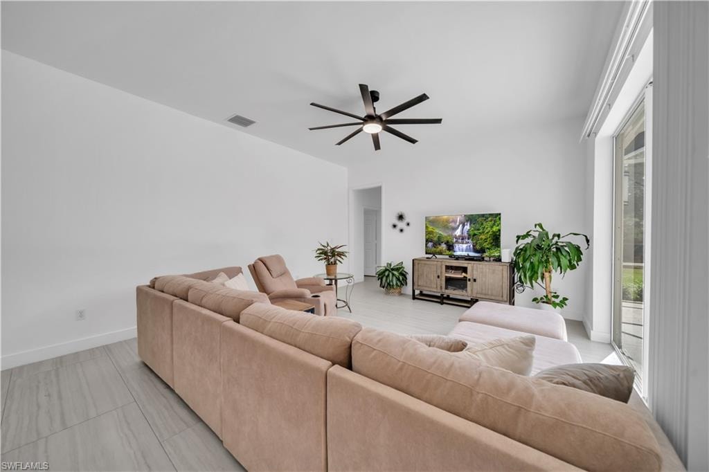 11142 Lakeland CIR photo 26