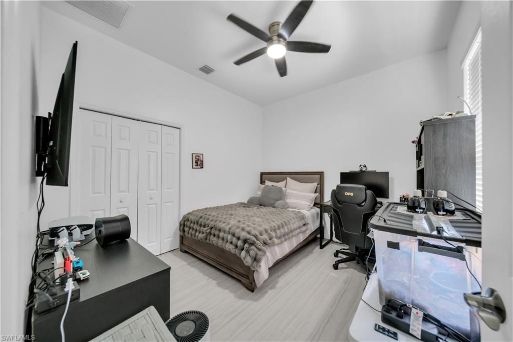 11142 Lakeland CIR photo 20