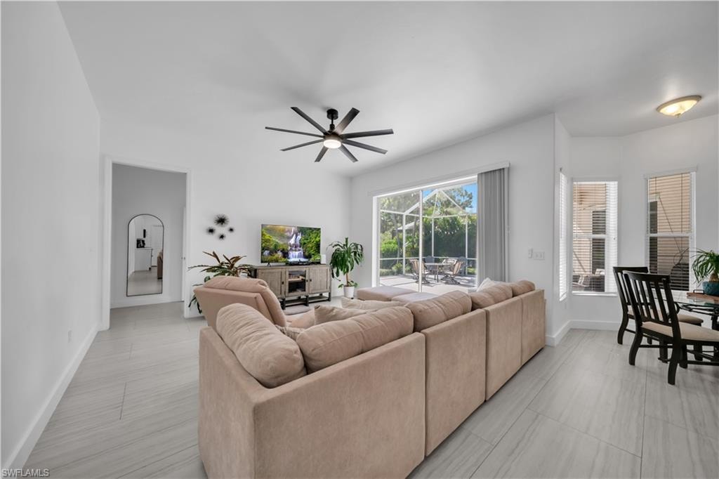 11142 Lakeland CIR photo 24