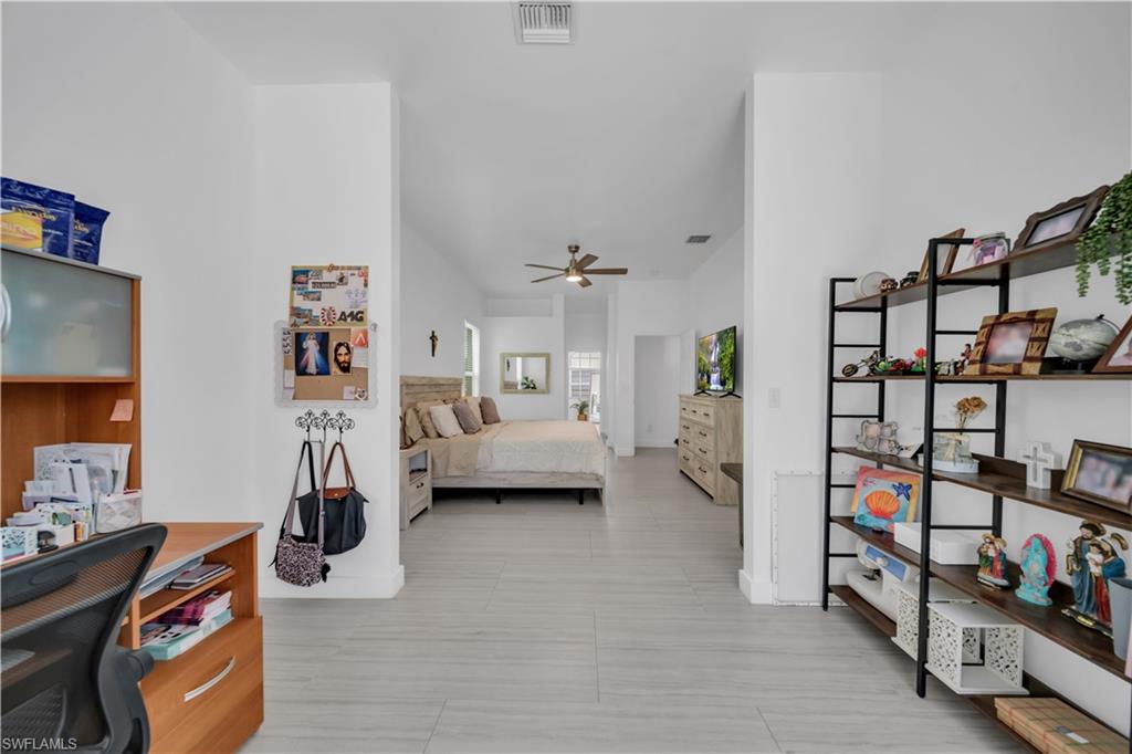11142 Lakeland CIR photo 18