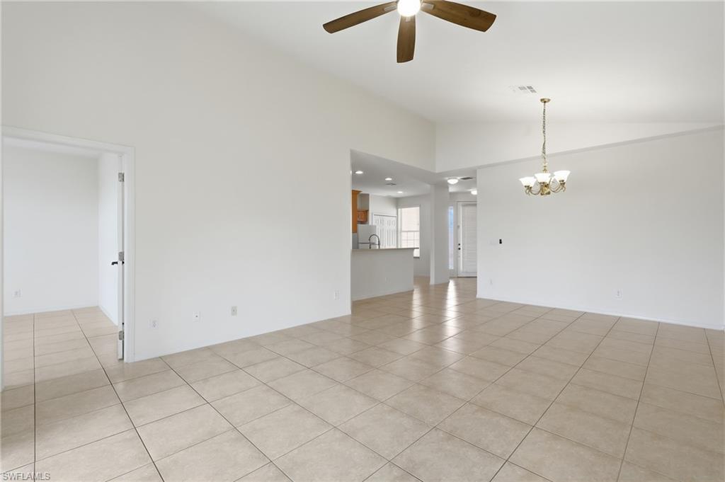 4327 Avian AVE photo 7