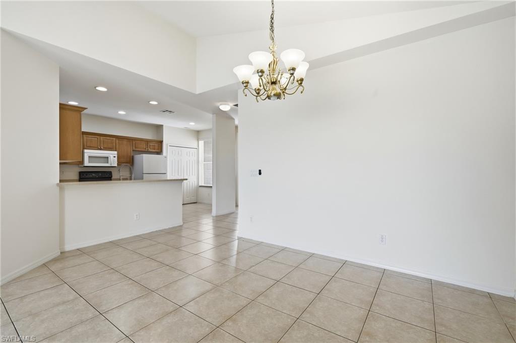 4327 Avian AVE photo 9