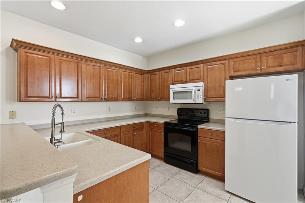 4327 Avian AVE photo 11