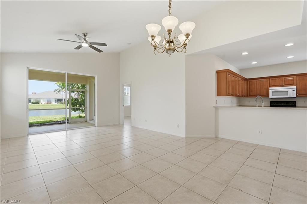 4327 Avian AVE photo 35