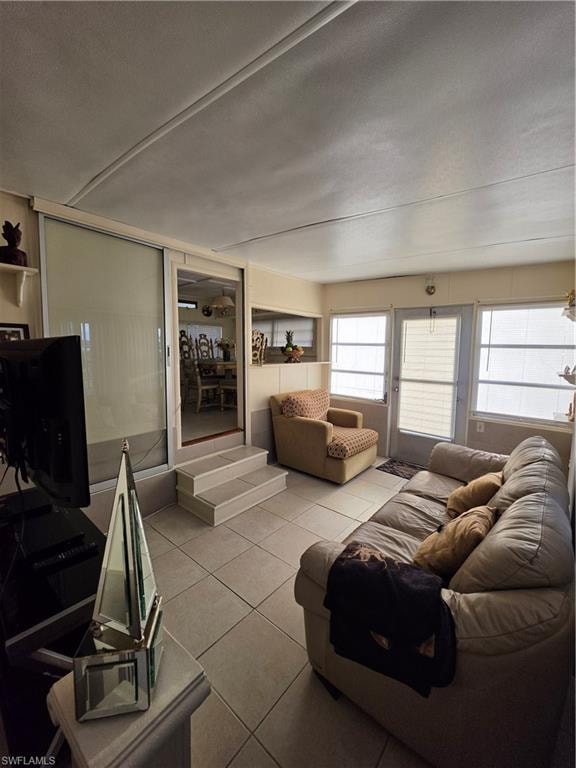 50 Temple LN photo 13