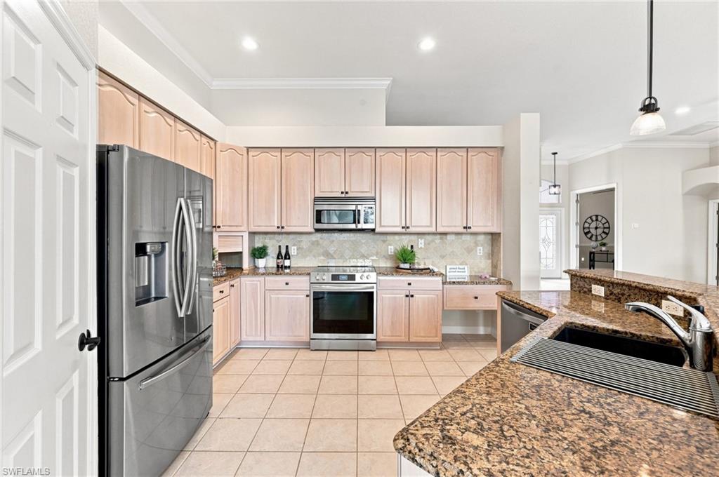 14142 Reflection Lakes DR photo 6