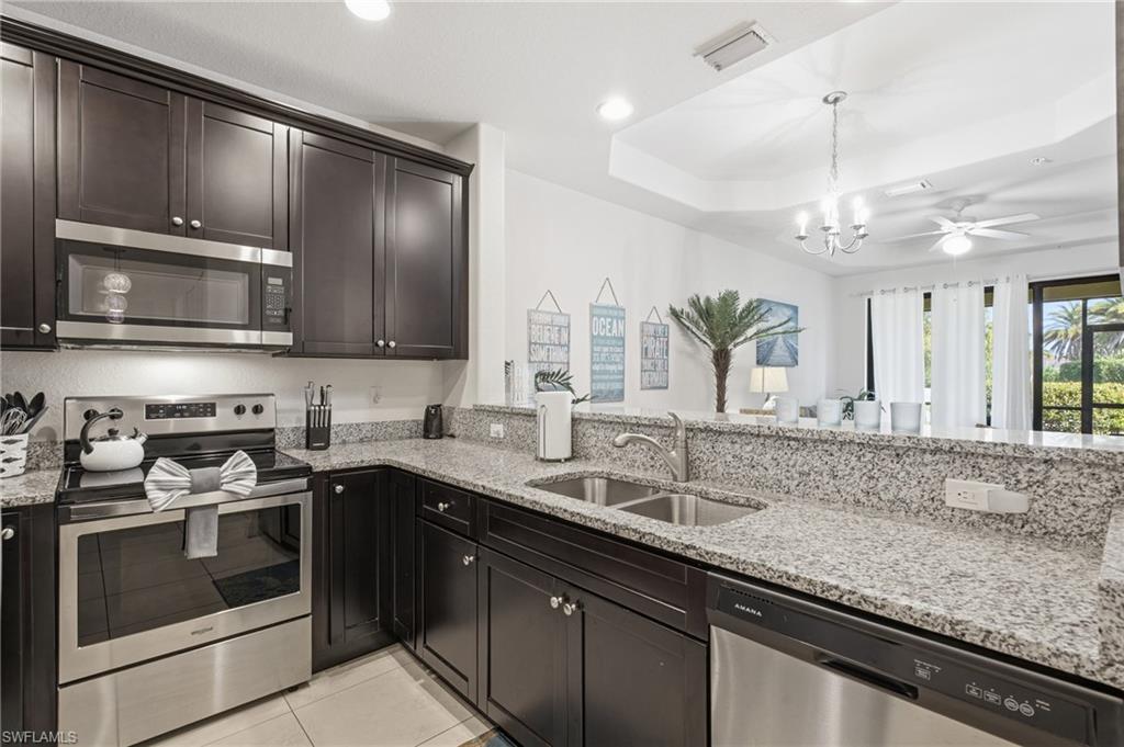 1805 Samantha Gayle WAY 112