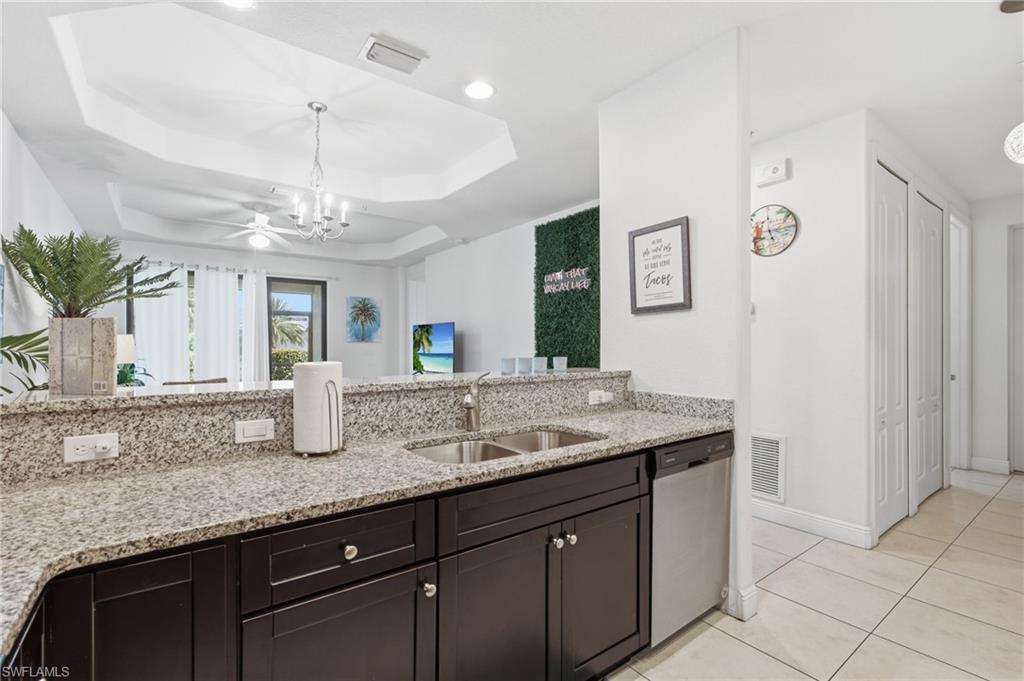 1805 Samantha Gayle WAY 112