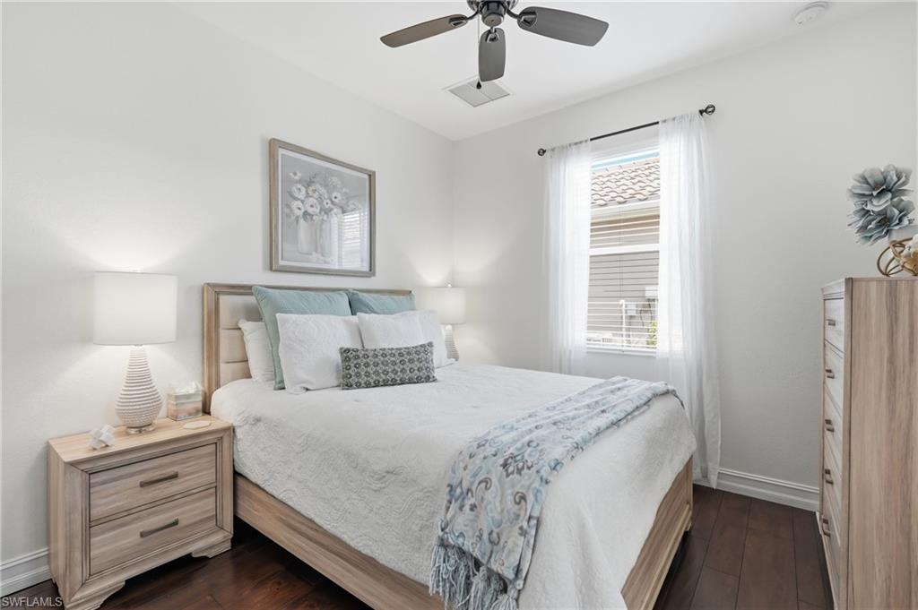 2390 Heydon CIR E photo 23