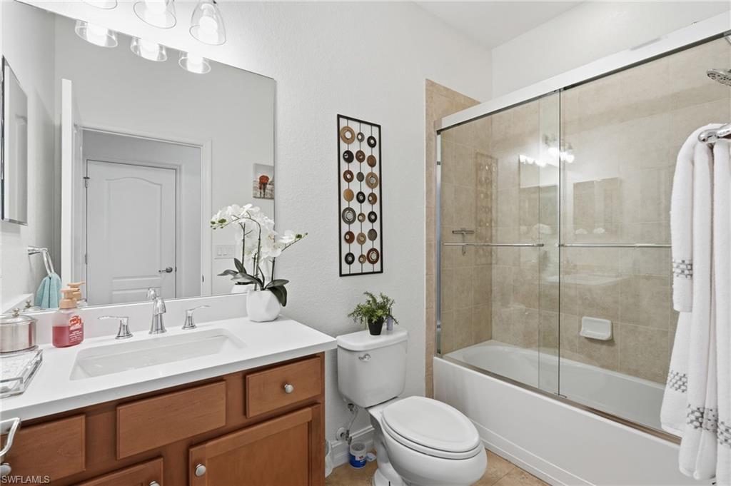 2390 Heydon CIR E photo 22