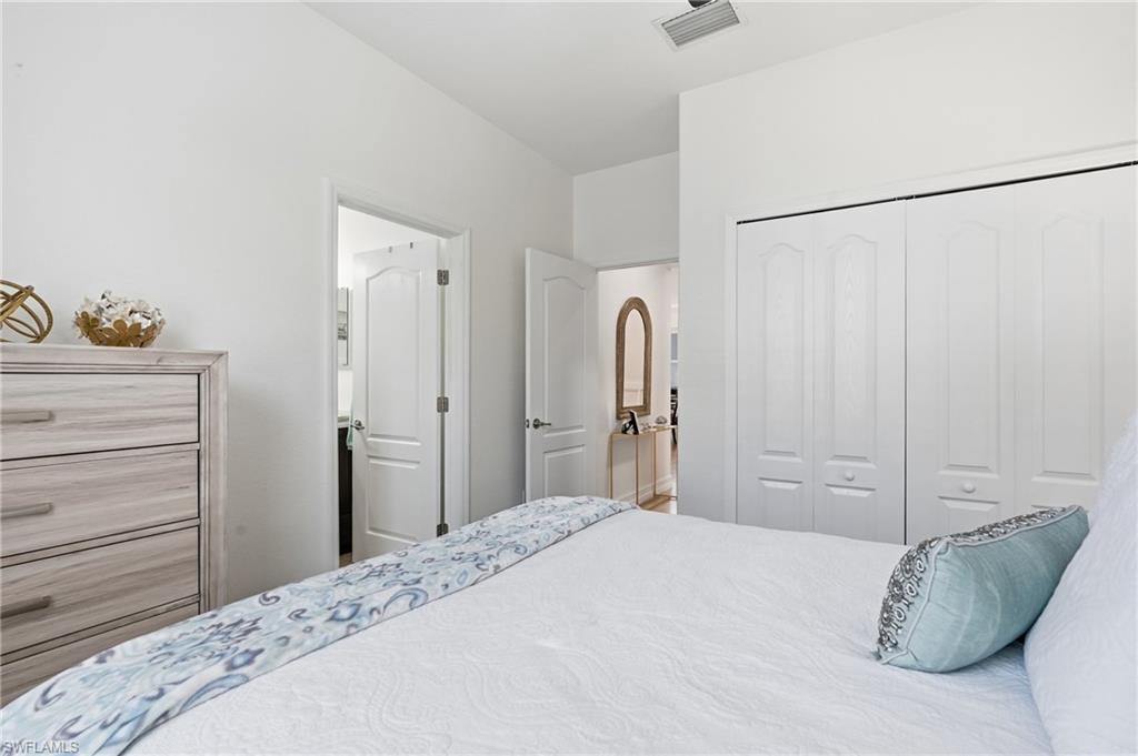 2390 Heydon CIR E photo 24