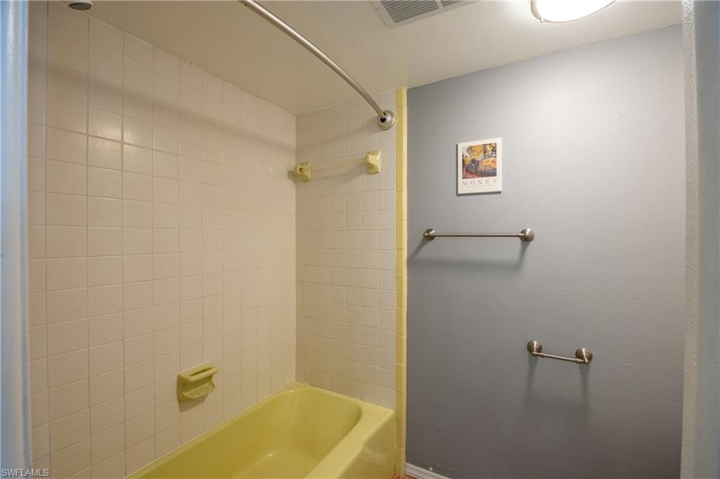 6777 Winkler RD K 130 photo 25