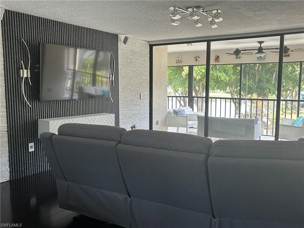 4250 Steamboat BEND 206