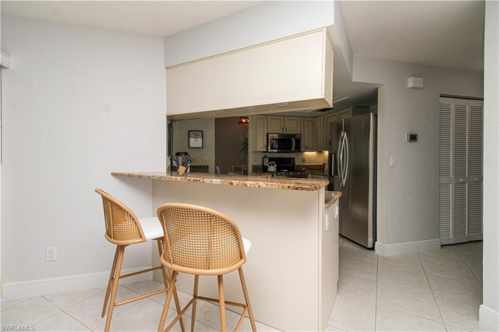 213 Bay Meadows DR photo 22