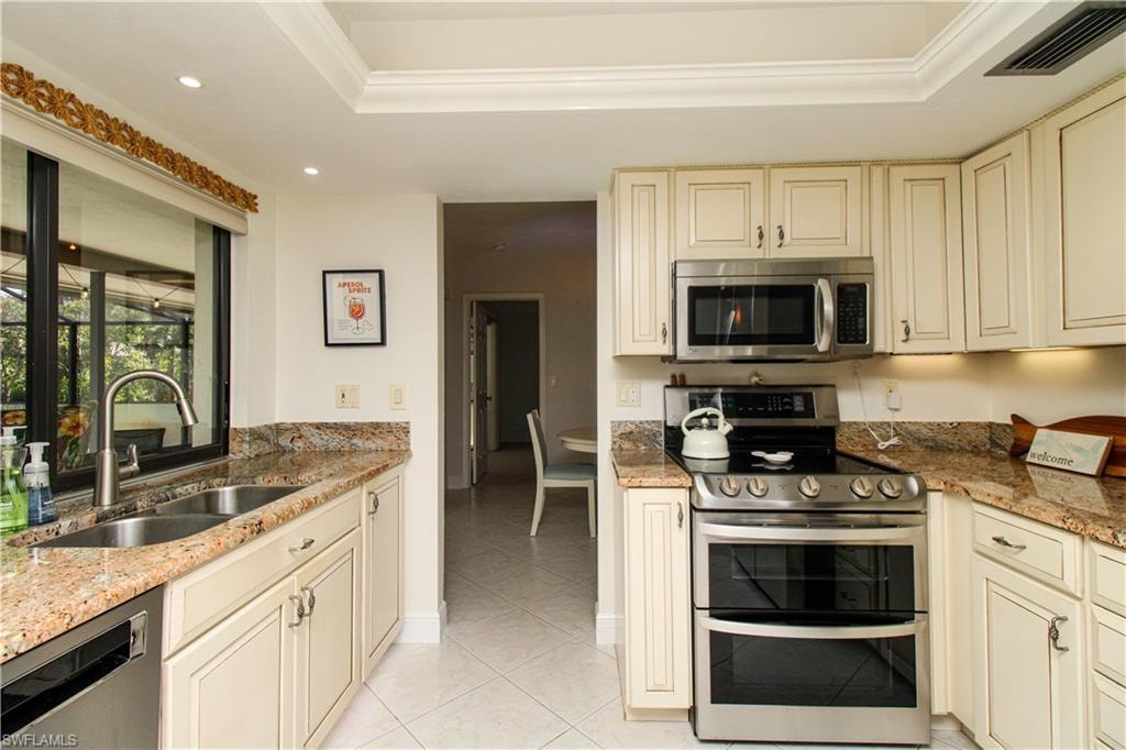 213 Bay Meadows DR photo 20