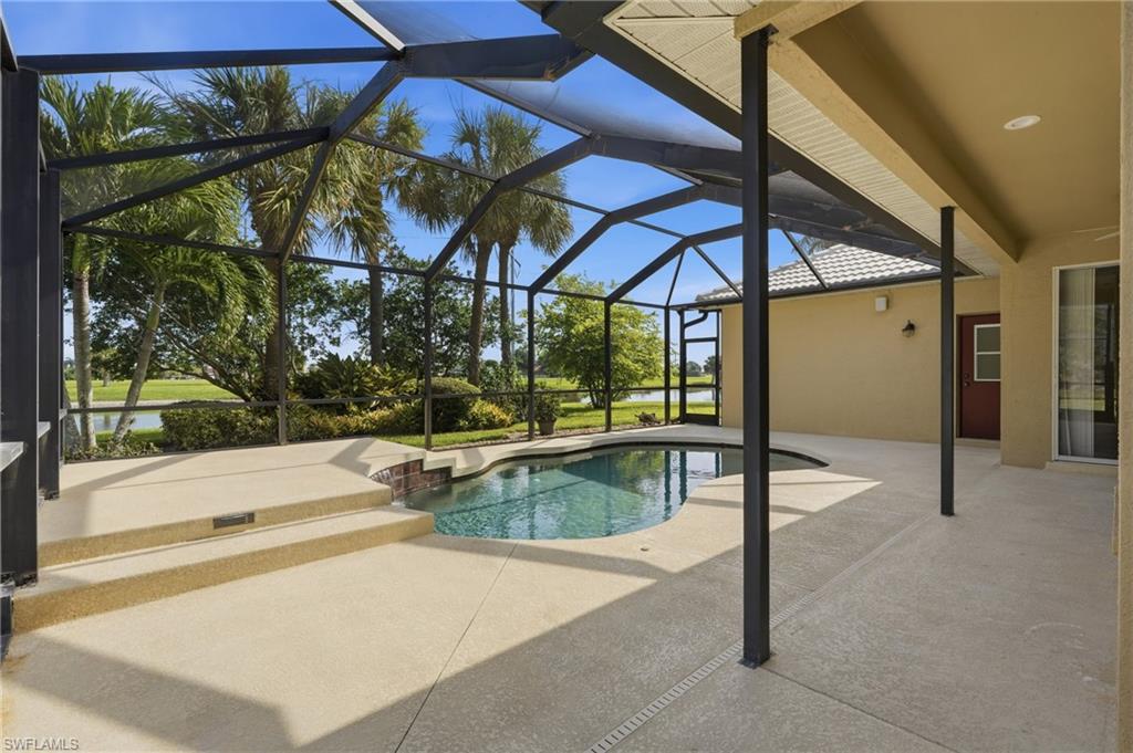 Pool & Lanai